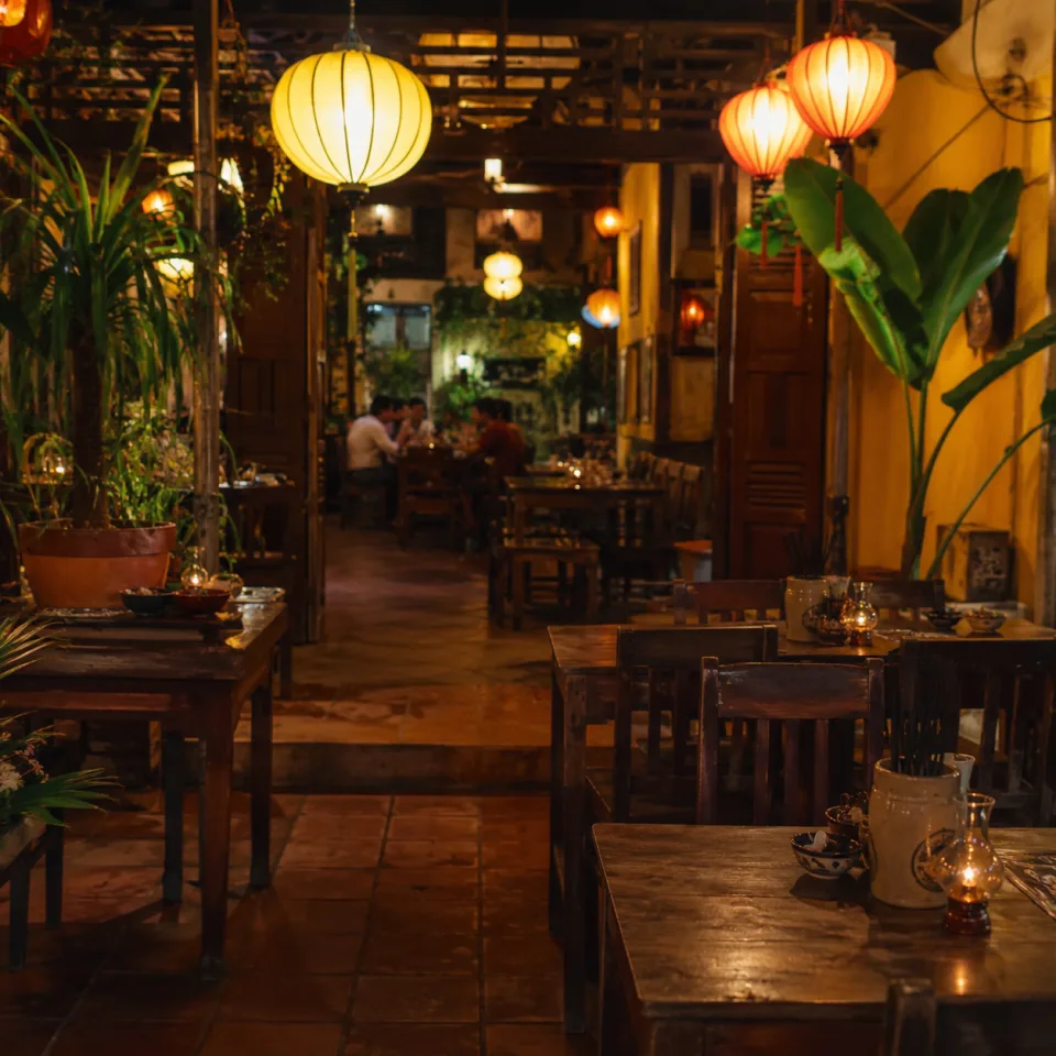 Khu bếp nấu